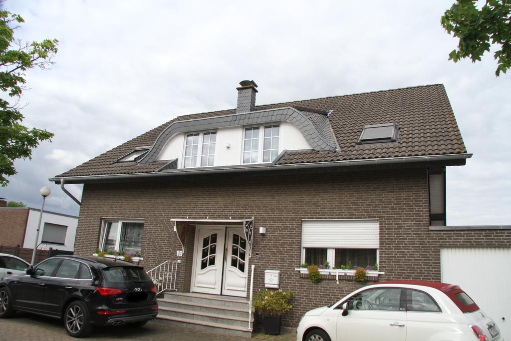 Koeln-Kerpen Boutique-Ferienwohnungen Angela & Maurizio المظهر الخارجي الصورة